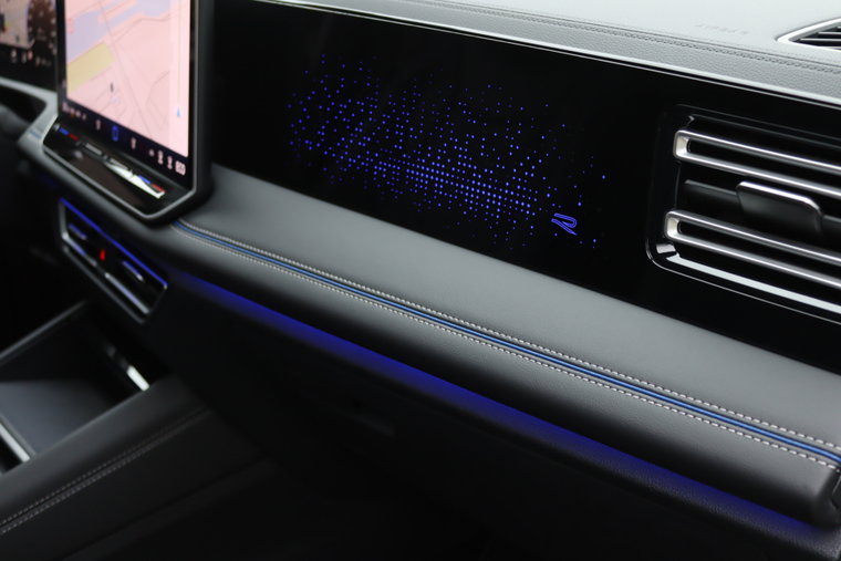 Vehicle Image 30