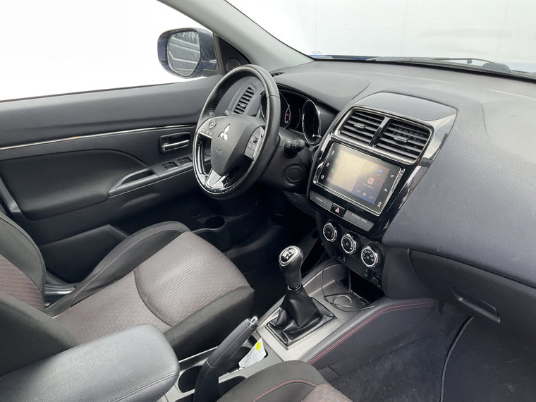 Vehicle Image 21