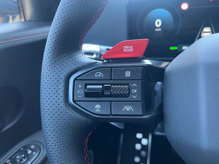 Vehicle Image 24
