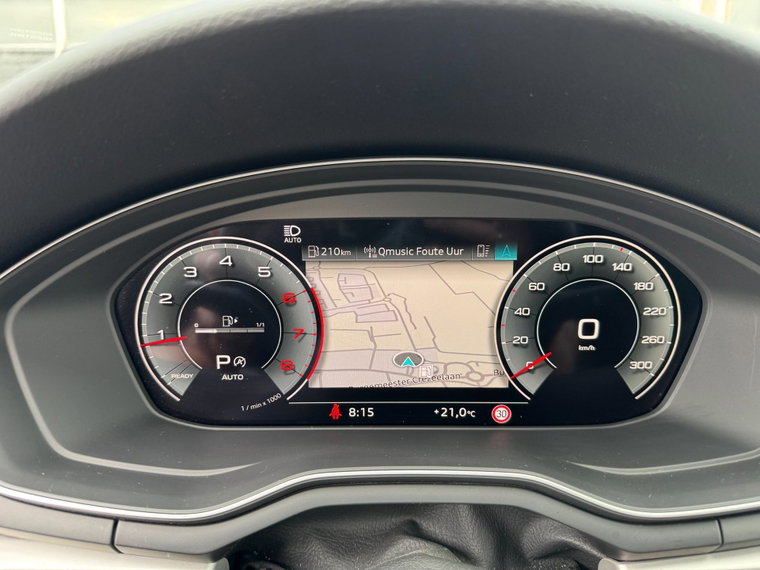 Vehicle Image 17