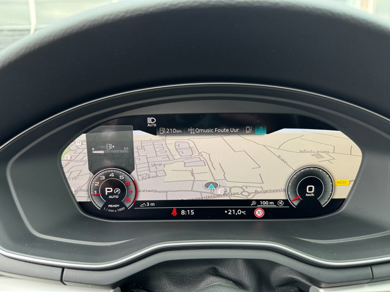 Vehicle Image 18