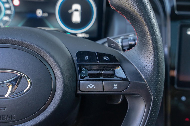 Vehicle Image 24