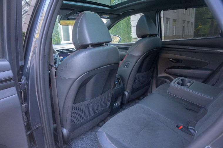 Vehicle Image 37