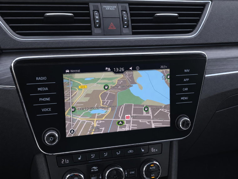 Vehicle Image 19