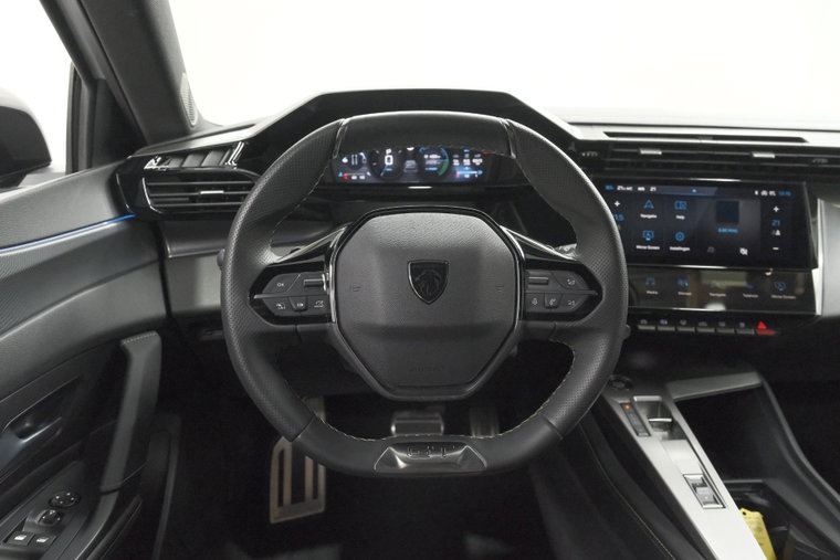 Vehicle Image 27