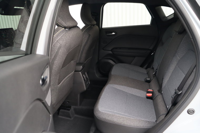 Vehicle Image 19