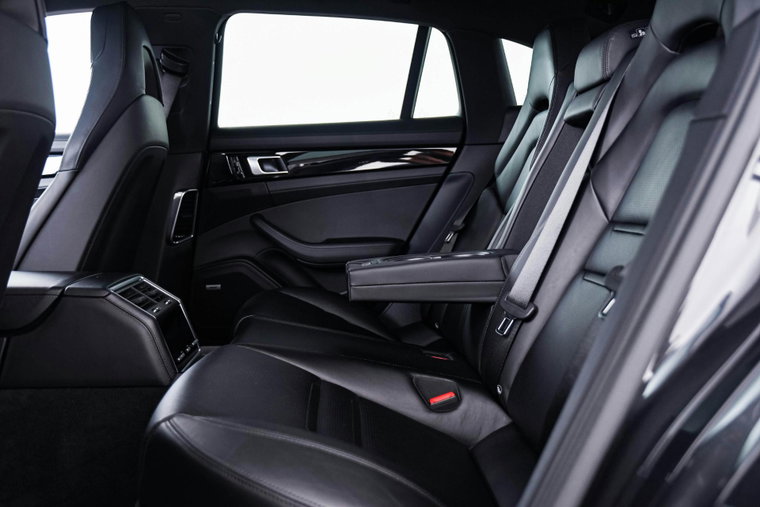 Vehicle Image 19