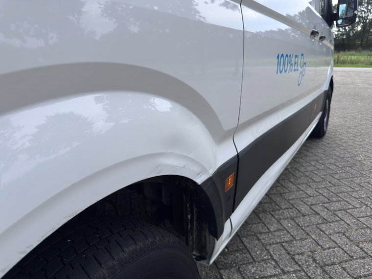 Vehicle Image 33
