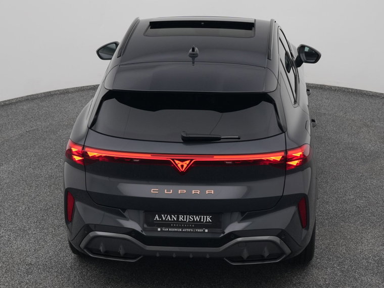 Vehicle Image 28