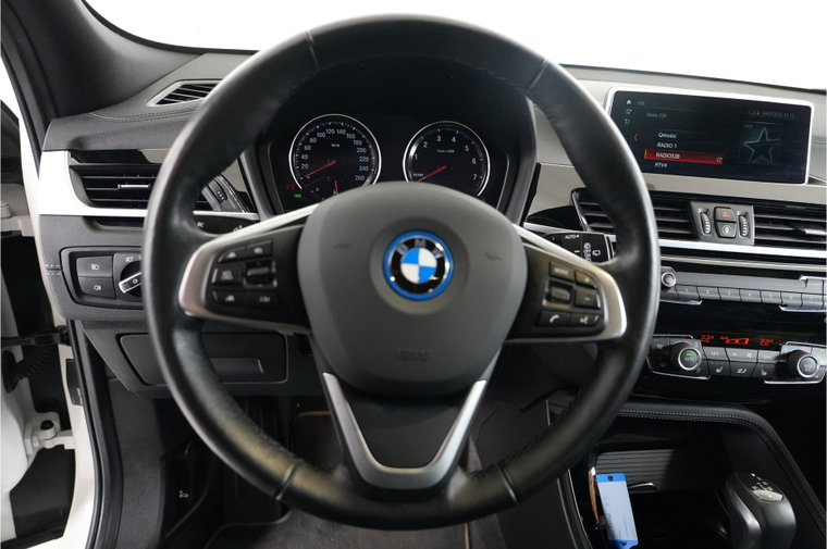 Vehicle Image 22