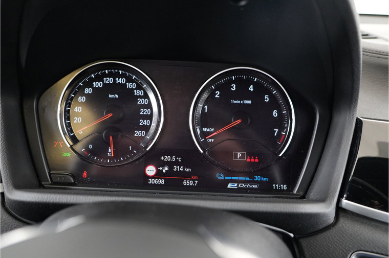 Vehicle Image 30
