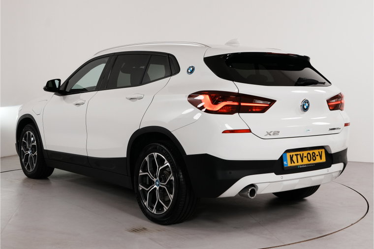 Vehicle Image 38