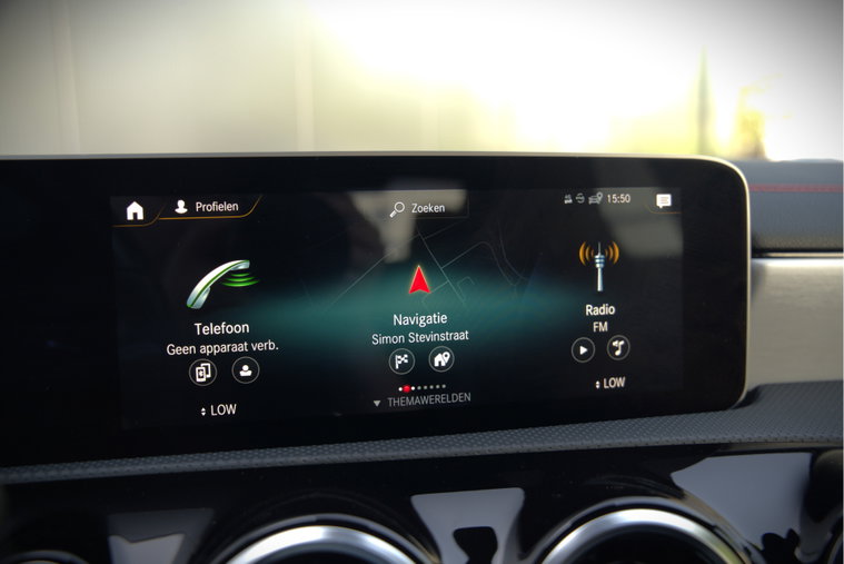 Vehicle Image 38