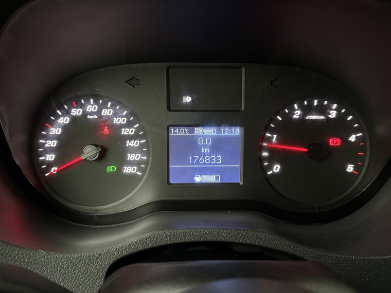 Vehicle Image 14