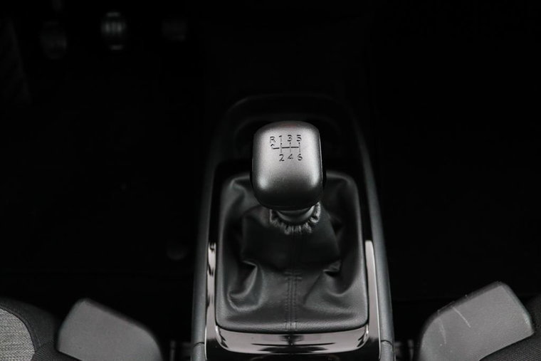 Vehicle Image 41