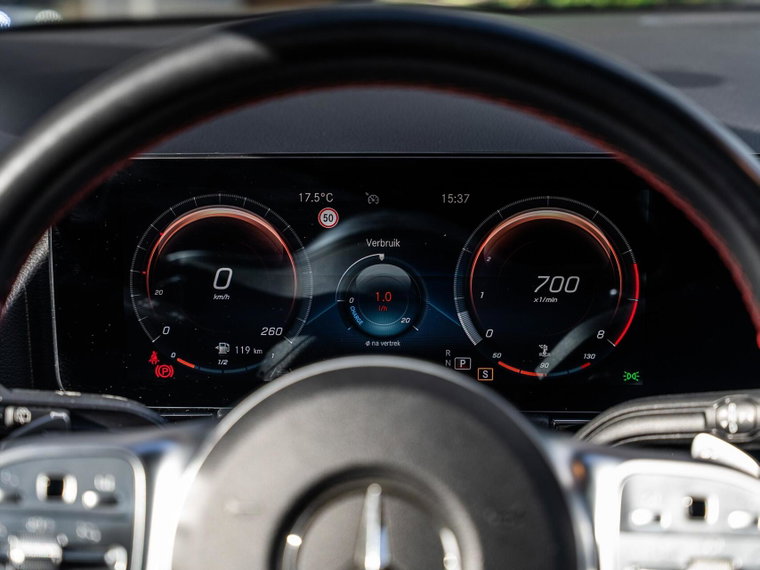 Vehicle Image 35