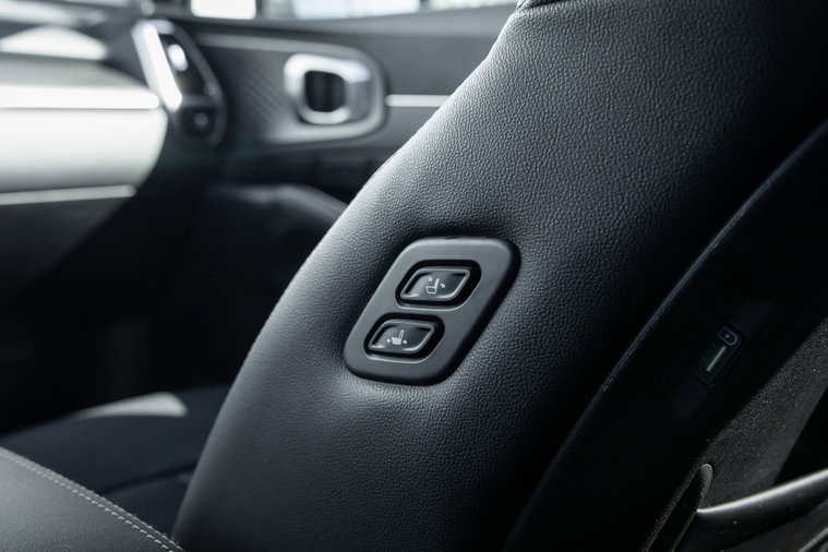 Vehicle Image 45