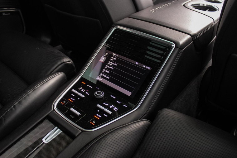 Vehicle Image 20