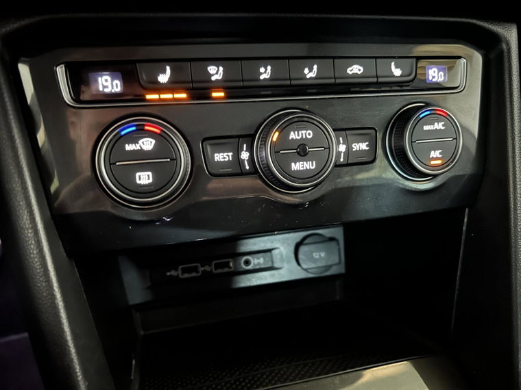 Vehicle Image 41