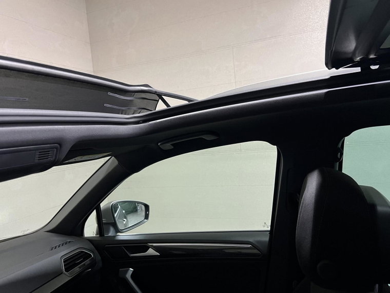 Vehicle Image 48