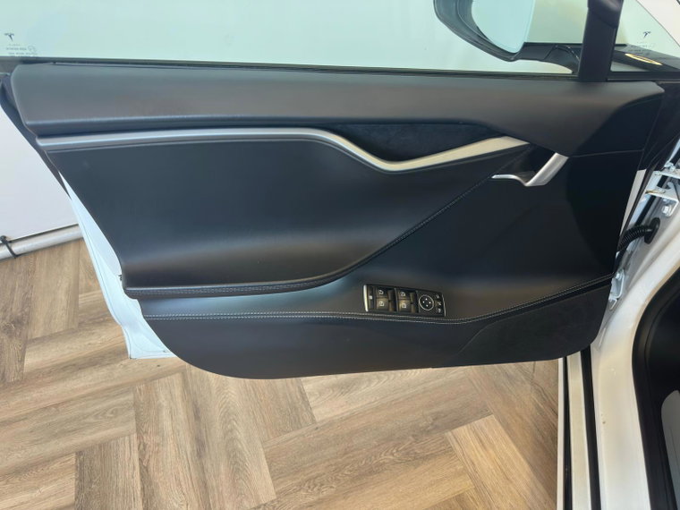 Vehicle Image 36