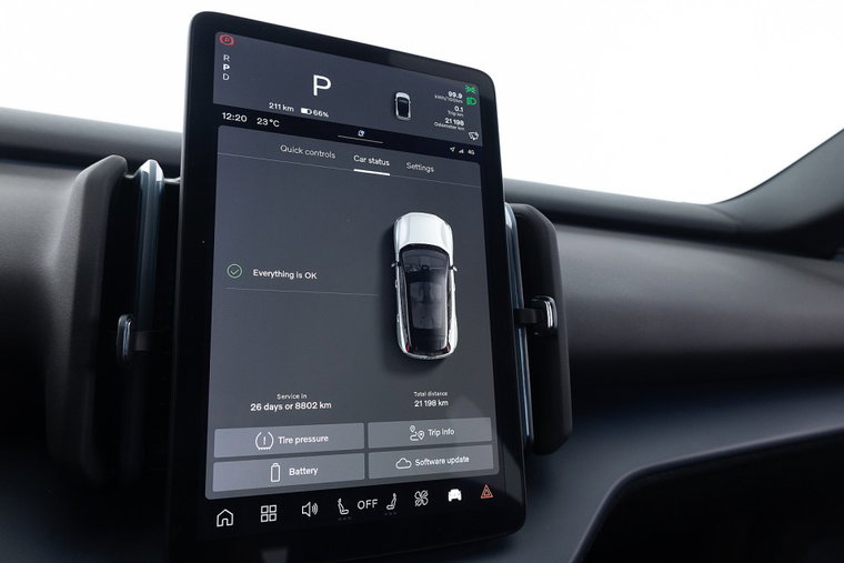 Vehicle Image 11