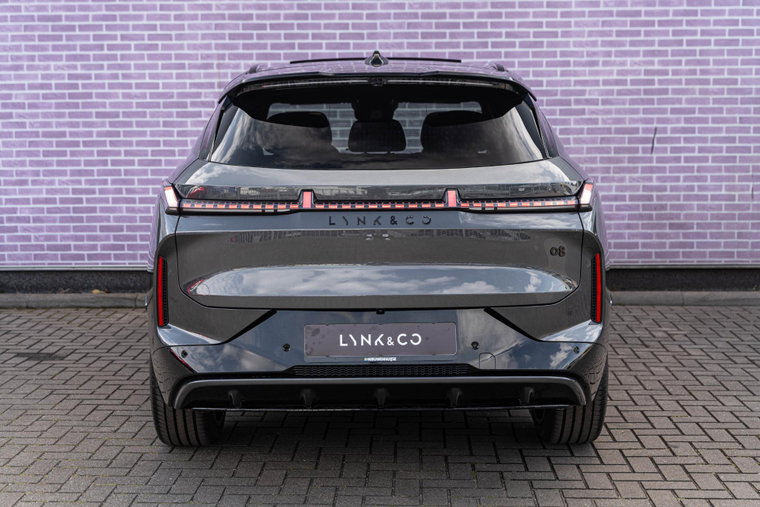 Vehicle Image 14