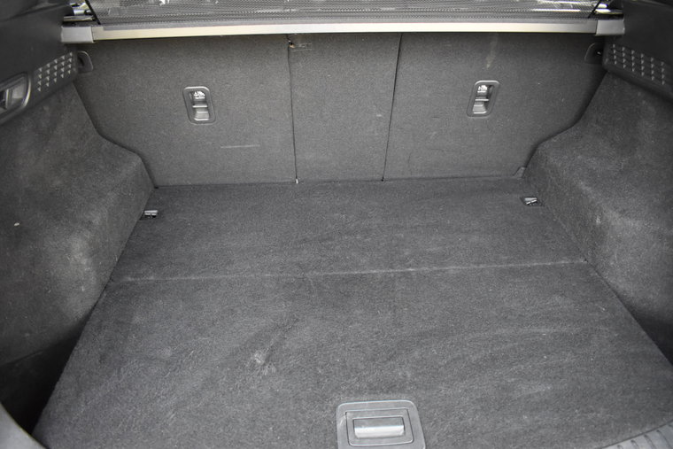 Vehicle Image 37