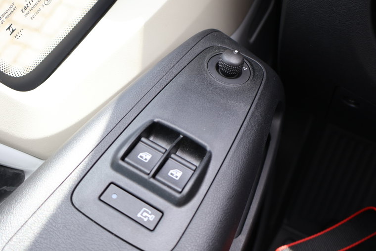 Vehicle Image 26