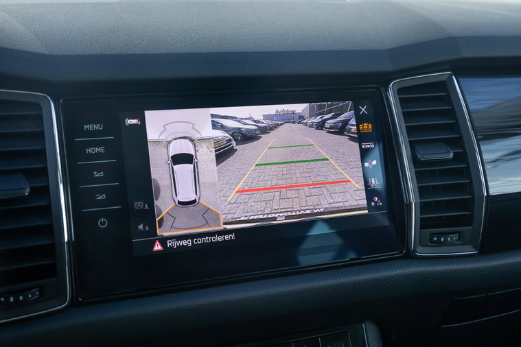Vehicle Image 36