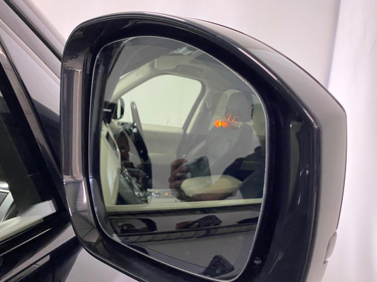 Vehicle Image 39