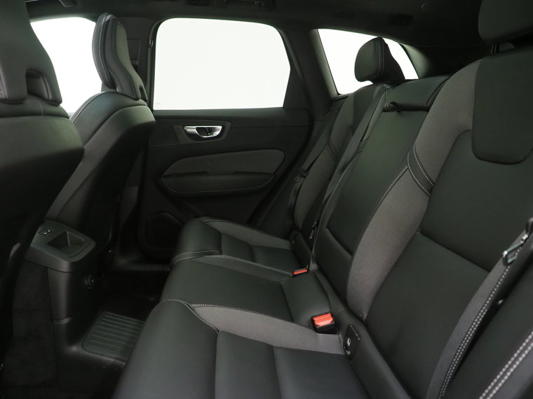 Vehicle Image 40
