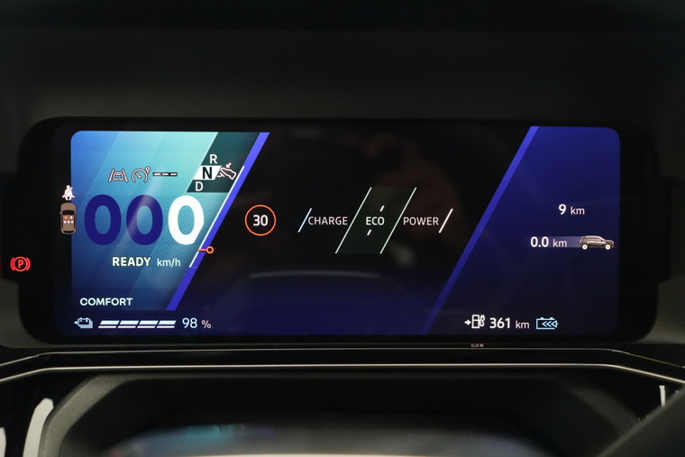 Vehicle Image 9