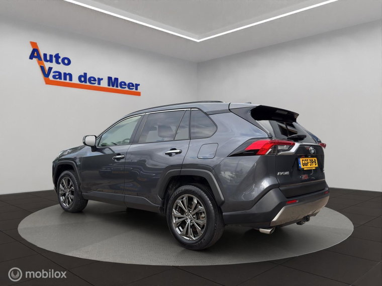 Vehicle Image 21
