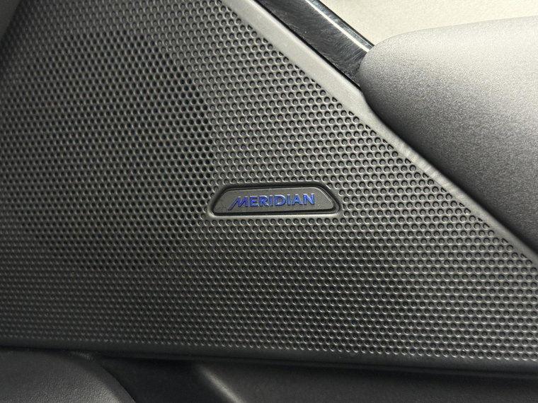 Vehicle Image 26