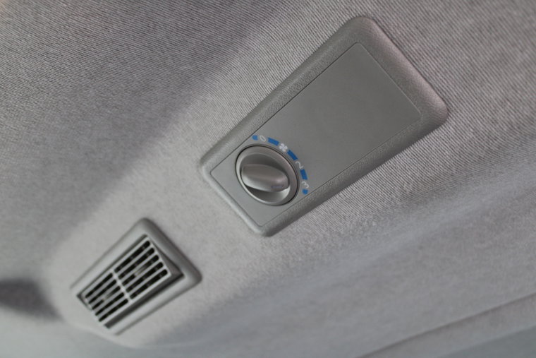 Vehicle Image 38