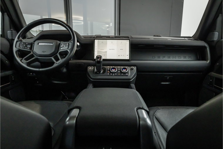 Vehicle Image 21