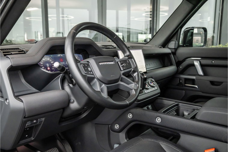 Vehicle Image 8