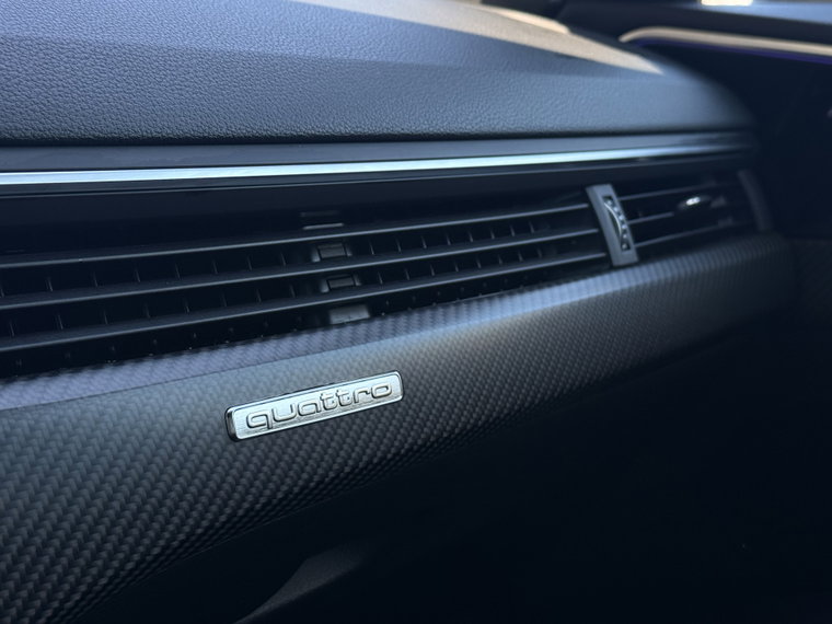 Vehicle Image 27