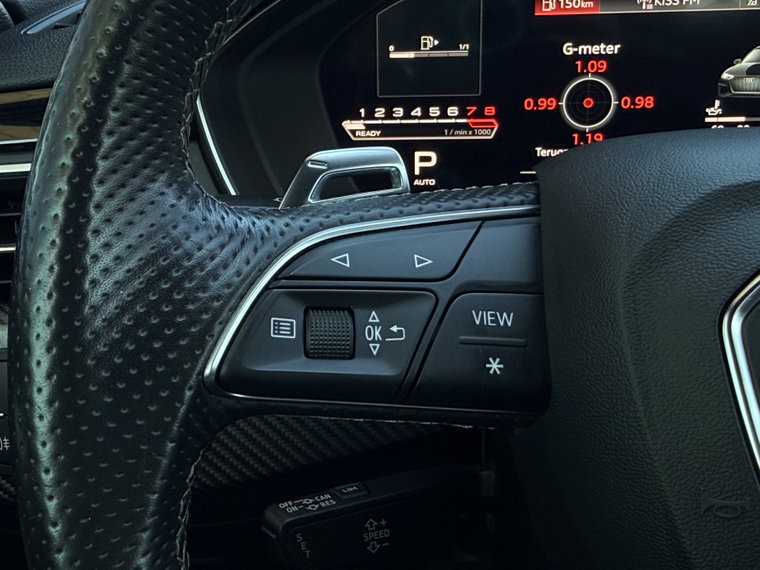 Vehicle Image 28
