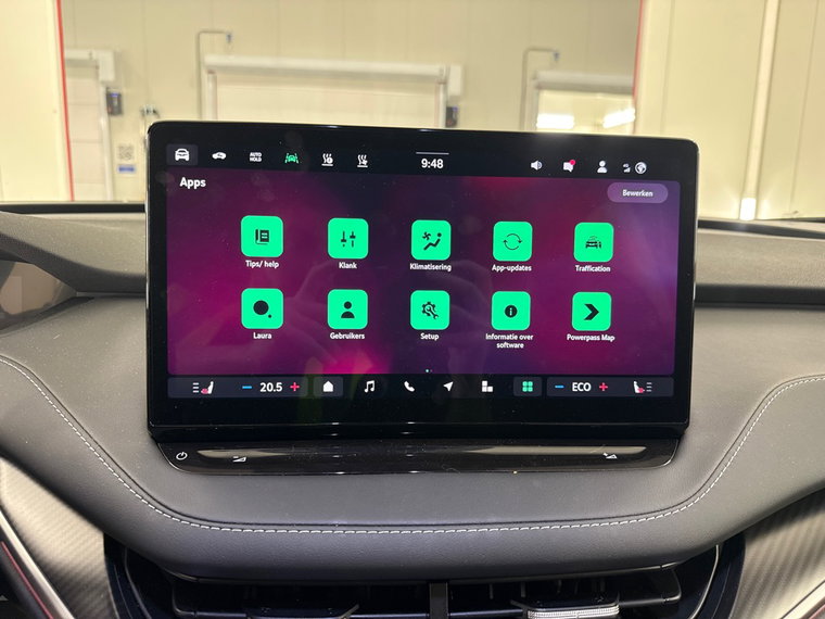 Vehicle Image 18