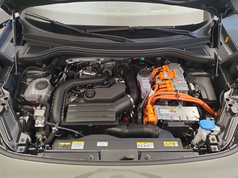 Vehicle Image 30