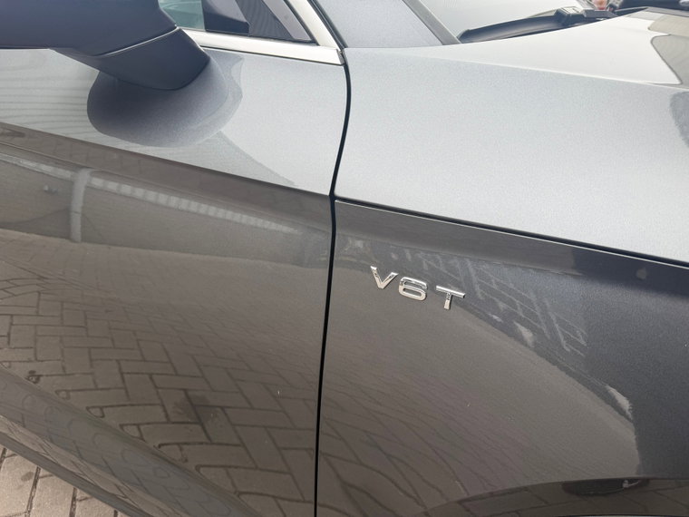 Vehicle Image 29