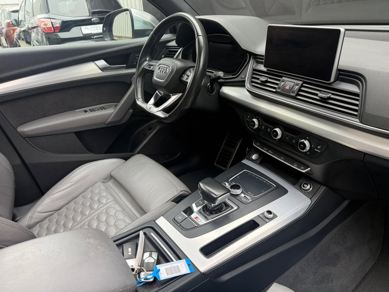 Vehicle Image 36