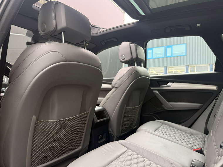 Vehicle Image 49