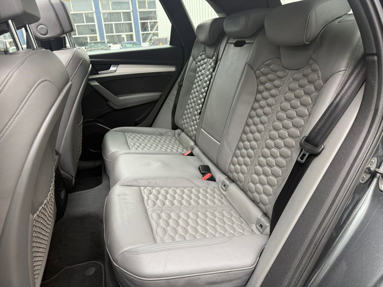 Vehicle Image 50