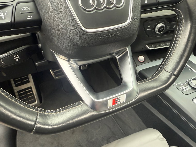 Vehicle Image 60