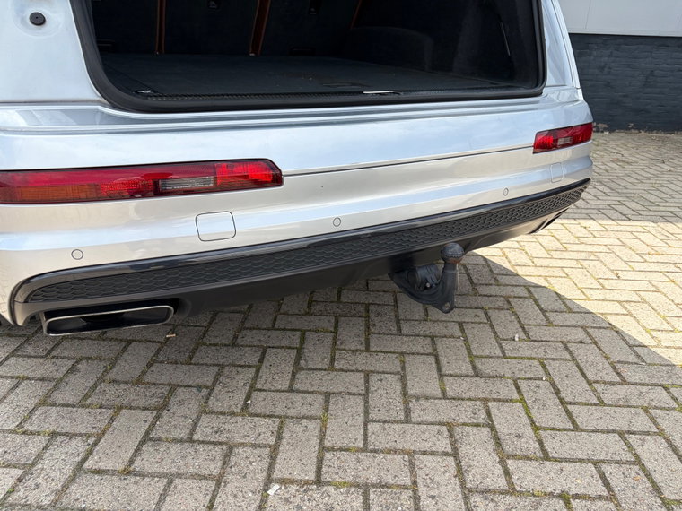 Vehicle Image 34