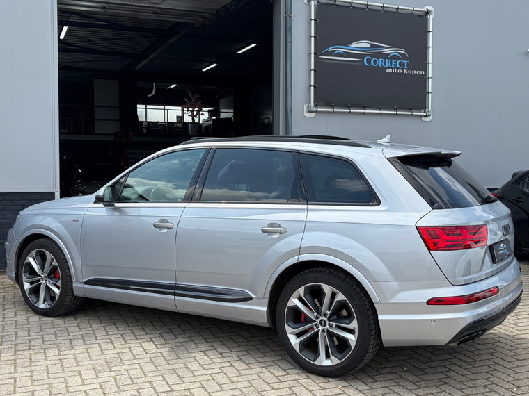 Vehicle Image 37