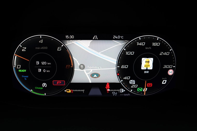 Vehicle Image 15